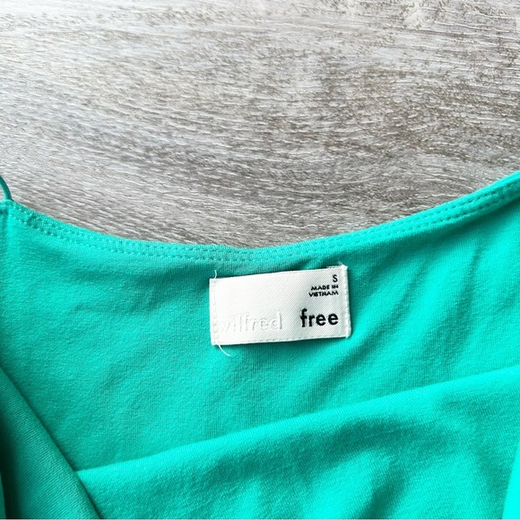Aritzia Wilfred Free TINY DRESS in Green - Picture 10 of 15